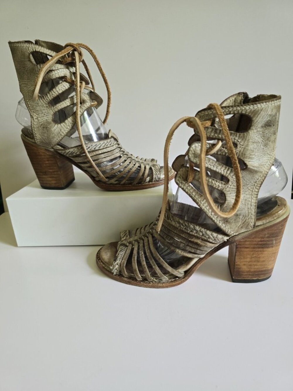 Freebird Beliz Belize Taupe Leather Lace Up Gladiator Sandals Open Toe Heels 9